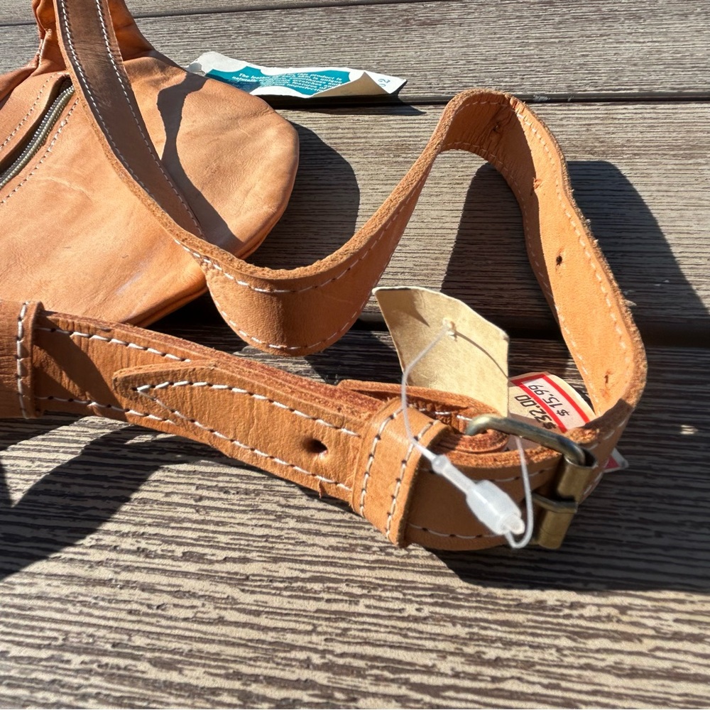 Sergios Hand Made Tan Leather Travel Waist Fanny Pack Bag - Picture 11 of 11